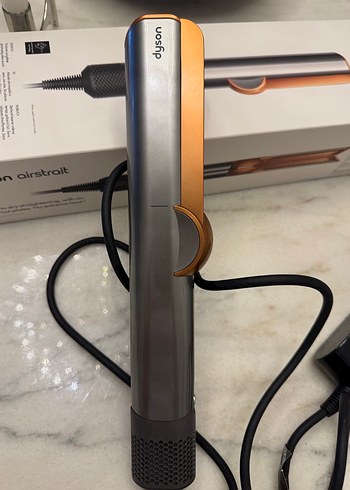 Dyson Airstrait ÇOK AZ KULLANILMIŞ - Görsel 2