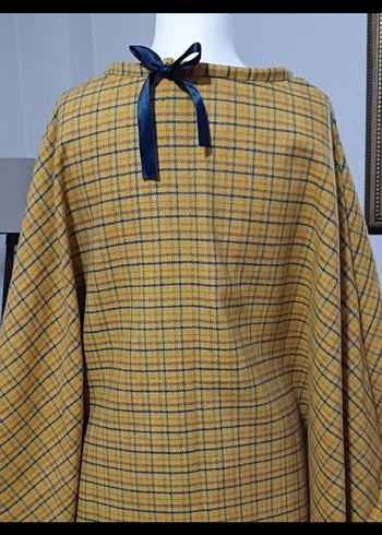 Düğmeli Sarı Ekose Kadın Panço - Görsel 3