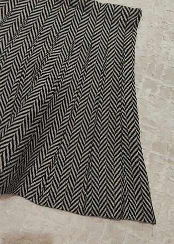 Gri Zebra Desenli Pilili Midi Etek - Görsel 2