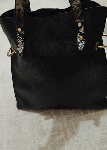 Siyah Yılan Desenli Deri Kadın Çanta - Görsel 3