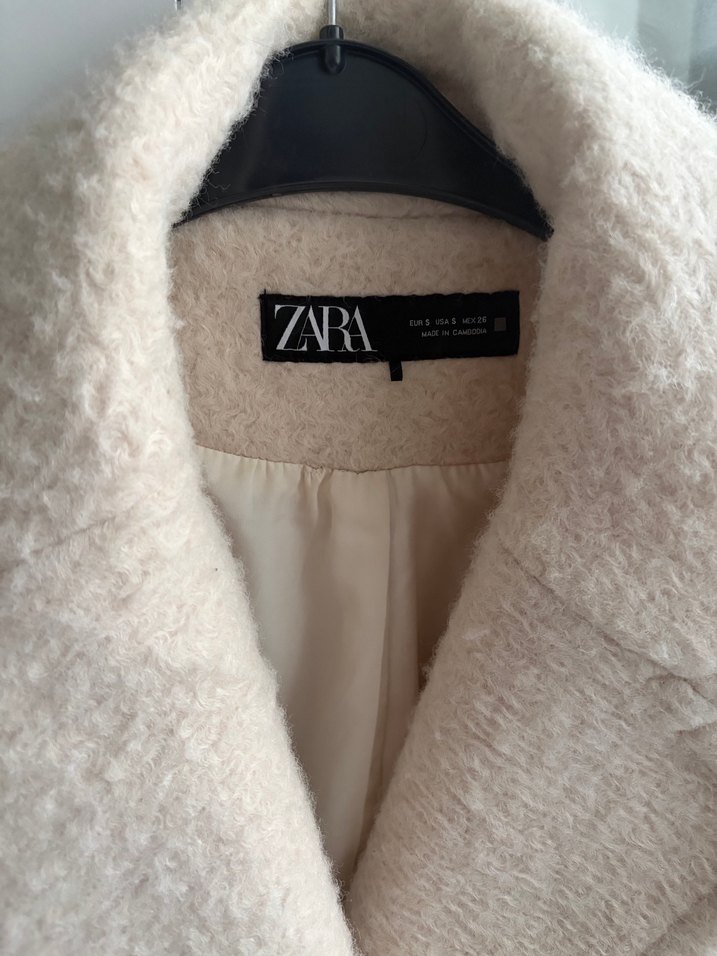 Zara Beyaz Midi Düğmeli Kadın Kaban - Görsel 2