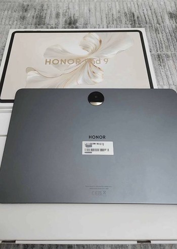 Beyaz HONOR Tablet ve Şarj Aleti - Görsel 3