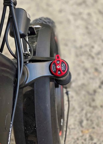 Siyah Katlanabilir Üç Tekerlekli Bisiklet - Görsel 3