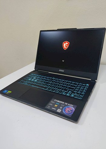 Mavi MSI Cyborg 15 Dizüstü Bilgisayar - Görsel 5