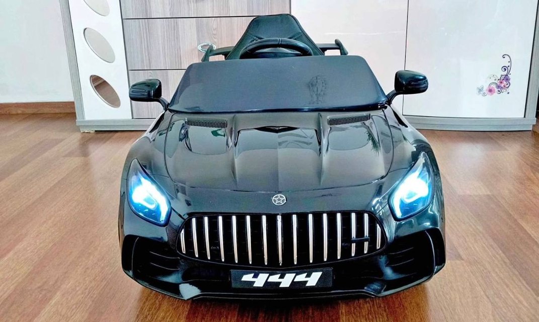 Siyah Elektrikli Çocuk Oyuncak Arabası - Görsel 2