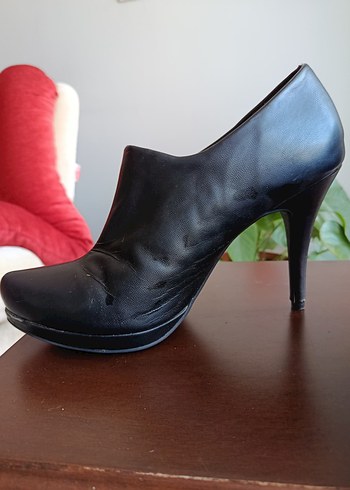 Siyah Rugan Dolgu Topuklu Kadın Stiletto - Görsel 2