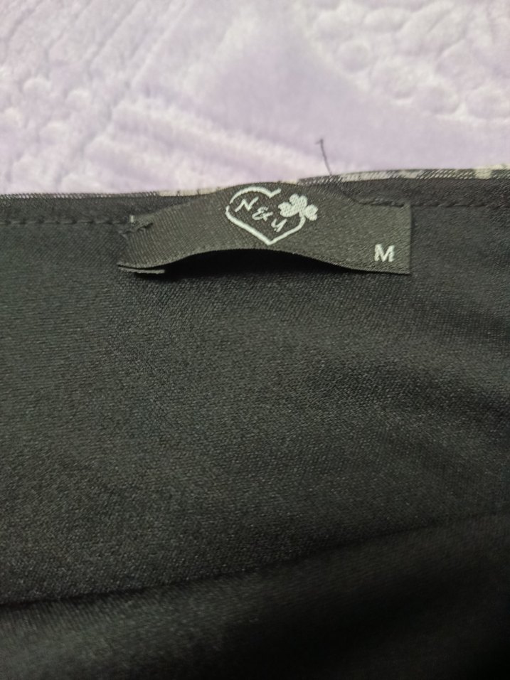 Yılan Desenli V Yaka darbeli elbise - Görsel 3