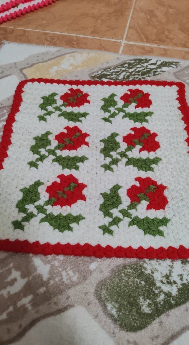 Kırmızı Çiçek Desenli Örgü Banyo Süngeri - Görsel 2