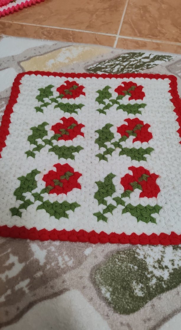 Kırmızı Çiçek Desenli Örgü Banyo Süngeri - Görsel 4