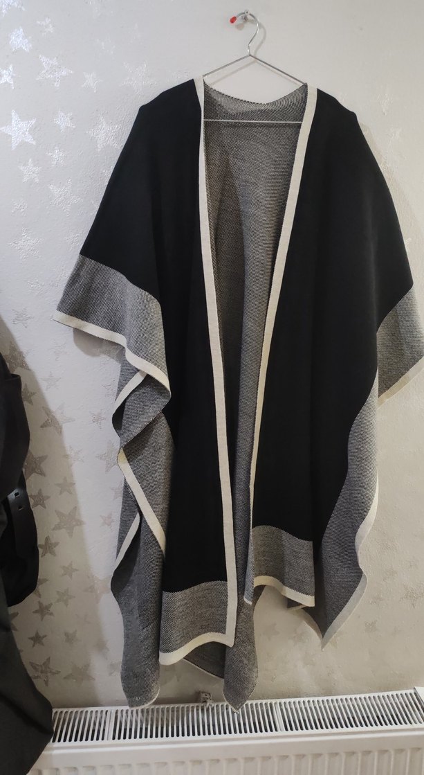 Gri Uzun Kadın Panço Notlu Yaka - Görsel 3