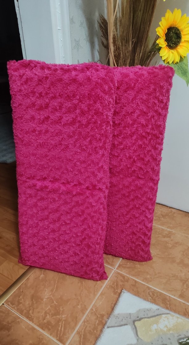 Renkli Pembe Yumuşak Dokulu Yastık - Görsel 3