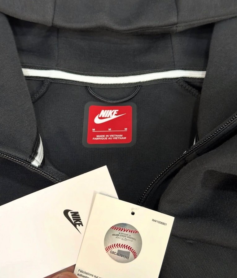 Nike Tech Fleece - Görsel 3