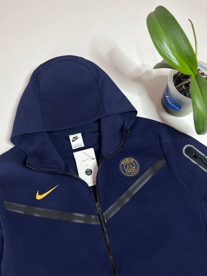 Nike Paris Tech Fleece - Görsel 2