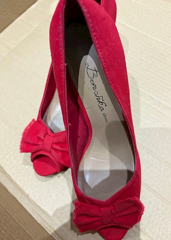 Kırmızı stiletto - Görsel 4