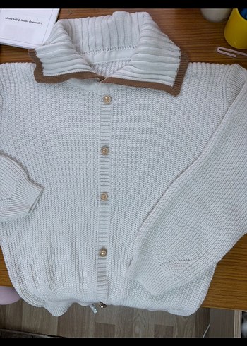 Pastel Beyaz Örgü Kadın Hırka - Görsel 3