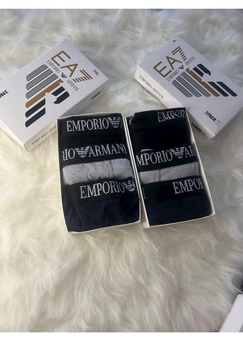 Emporio Armani s