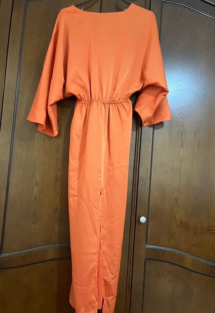 Uzun, V Yakalı Turuncu Kadın Elbise - Görsel 4