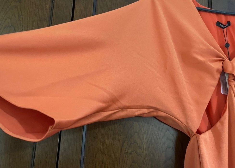 Uzun, V Yakalı Turuncu Kadın Elbise - Görsel 5