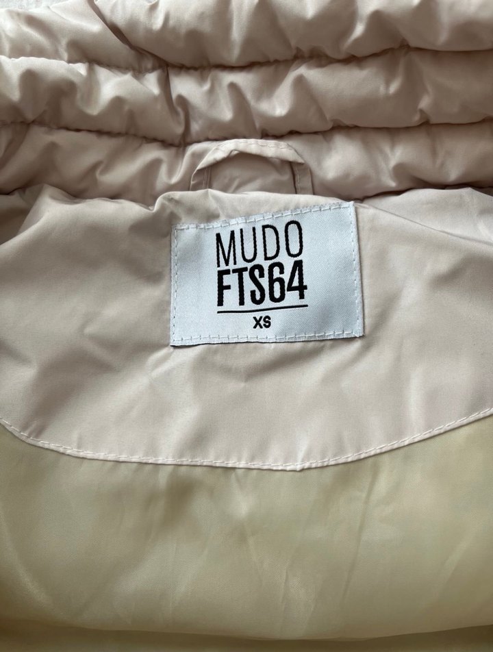 Ekru bej Yüksek Yakalı Kadın mudo Yelek - Görsel 4