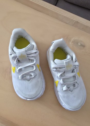 Nike Beyaz Erkek Çocuk Spor Ayakkabı - Görsel 4