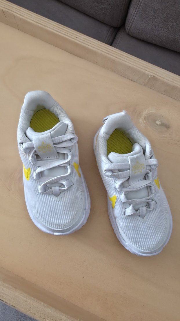 Nike Beyaz Erkek Çocuk Spor Ayakkabı - Görsel 4