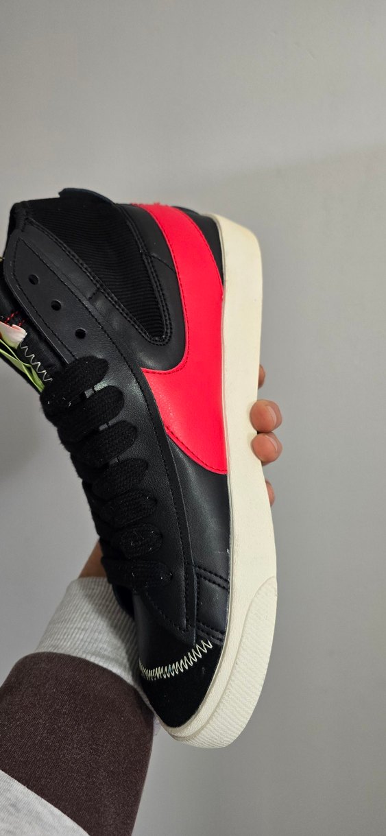 Siyah Kırmızı Nike - Görsel 3