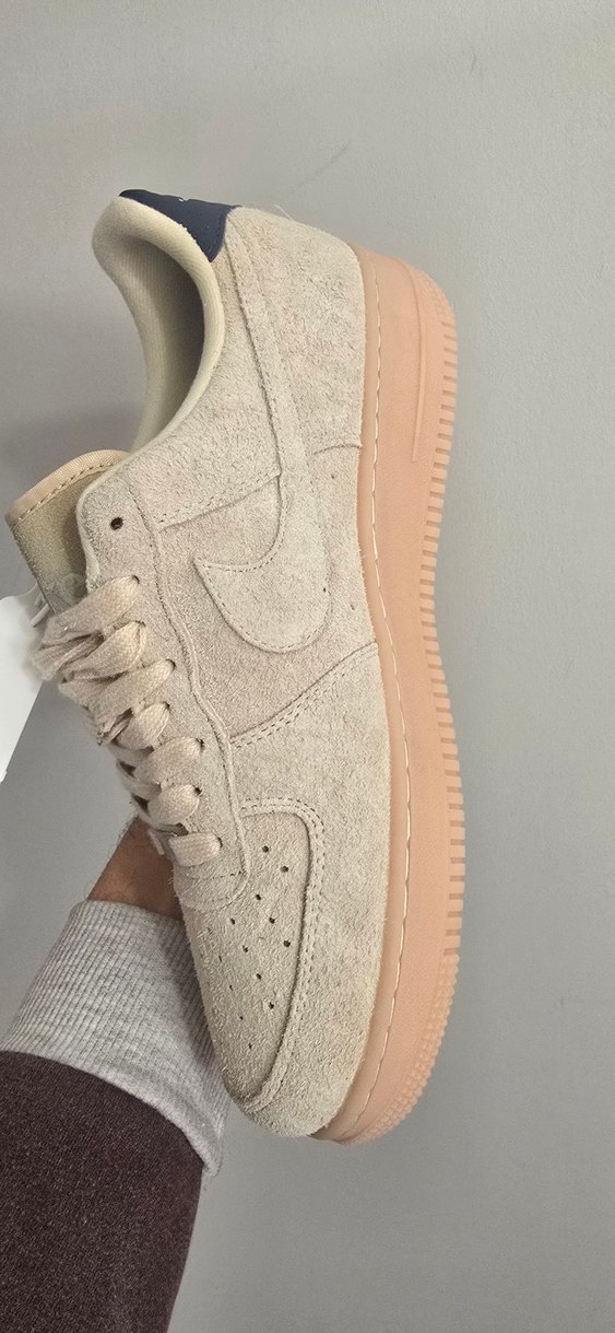 Nike air bej süet orjinal ithal üründür - Görsel 4