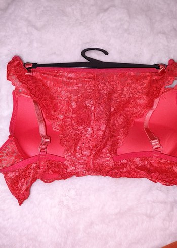 Kırmızı Dantel Sütyen - Görsel 2