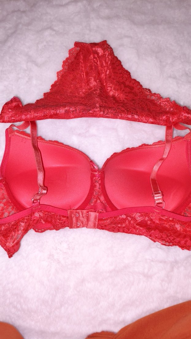 Kırmızı Dantel Sütyen - Görsel 3