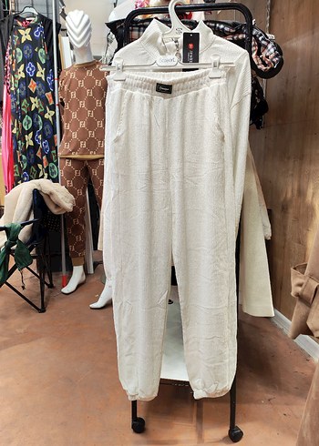 Beyaz Yarım Fermuarlı Kadın Bluz - Görsel 2