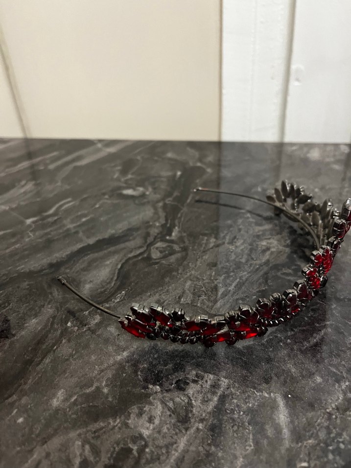 Klasik Kırmızı Camlı Gotik Saç Tacı - Görsel 3