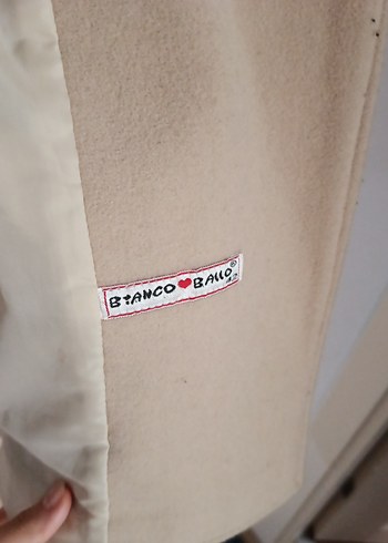 Bej Düğmeli Mini Kadın Kaban - Görsel 3