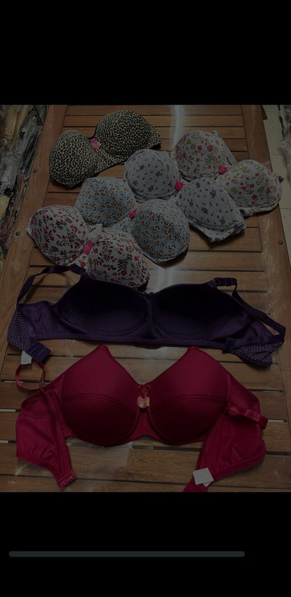 Renkli  ,,telsiz  süngerli Kadın Sütyenleri - Görsel 2