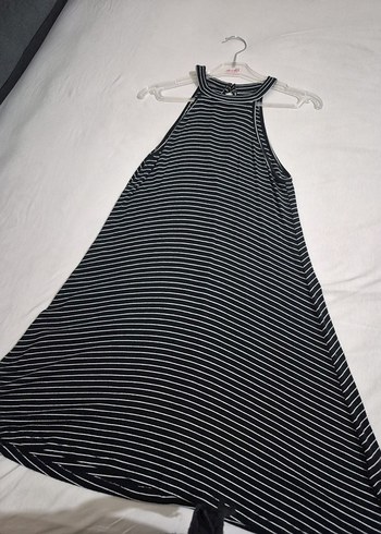 Siyah Çizgili Piliseli Mini Crop Top - Görsel 2