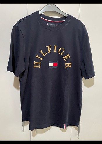 Tommy Hilfiger s