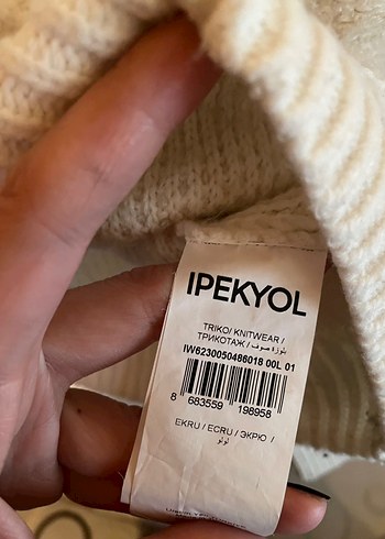 Düğmeli Ekru Kadın Yün Görünümlü Hırka - Görsel 3