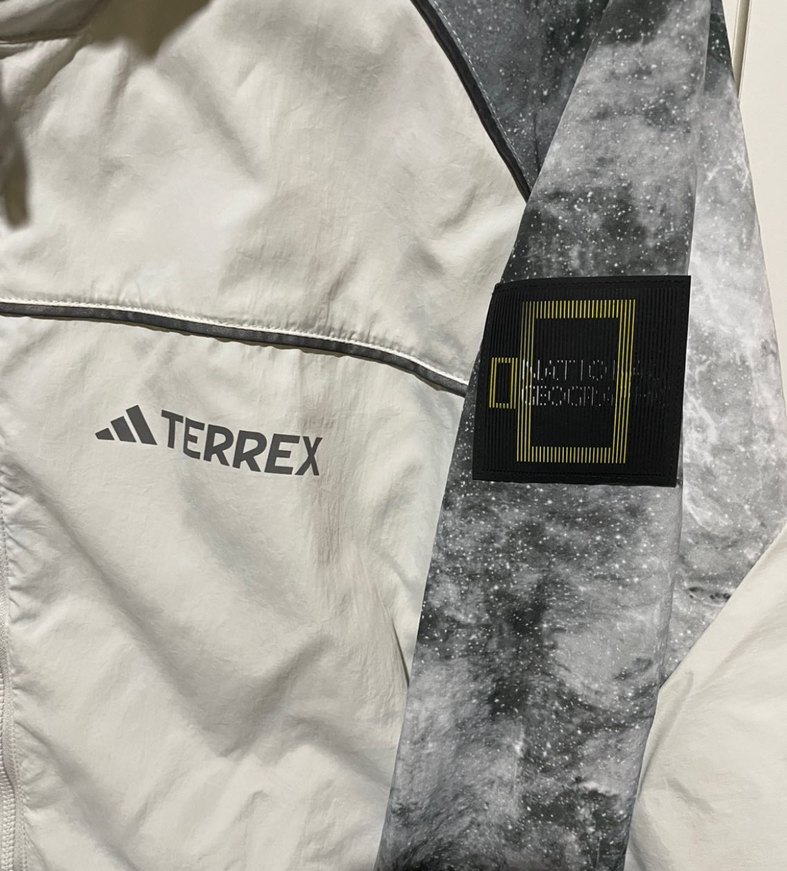 Gri Beyaz  Desenli Fermuarlı Kadın Ceket - Görsel 4