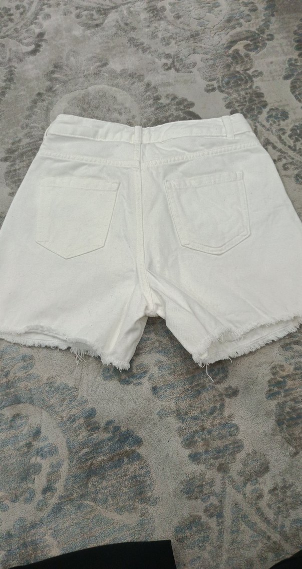 Beyaz Kadın Mini Denim Şort - Görsel 2