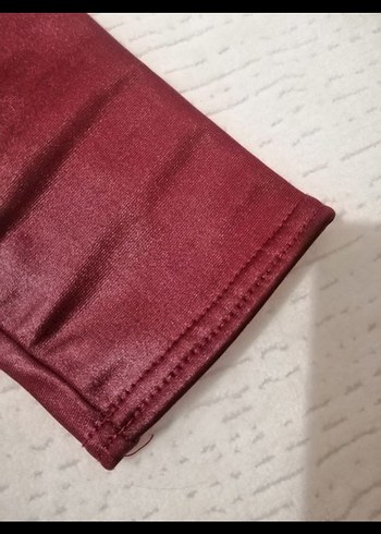 Bordo Parlak Kız tayt ve Beyaz Baskılı Sweatshirt - Görsel 8