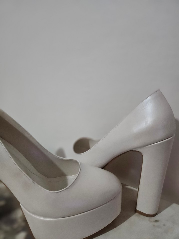 Beyaz Modern Klasik Stiletto Kadın Ayakkabı - Görsel 3