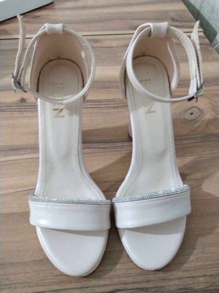 Bej pudra Minimalist Topuklu Kadın Ayakkabı - Görsel 4