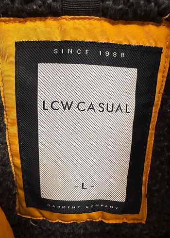 Sarı Kapüşonlu Erkek Kaban - Görsel 2