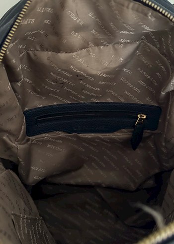 U.S.S.N POLO Deri Sırt Çantası, Tokalı, Kırmızı Şeritli - Görsel 4