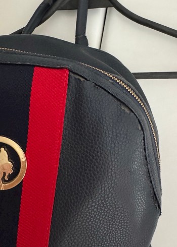 U.S.S.N POLO Deri Sırt Çantası, Tokalı, Kırmızı Şeritli - Görsel 2