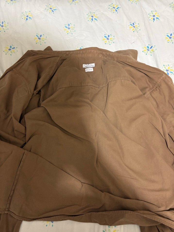 DeFacto Kahverengi Düğmeli Gömlek - Görsel 3