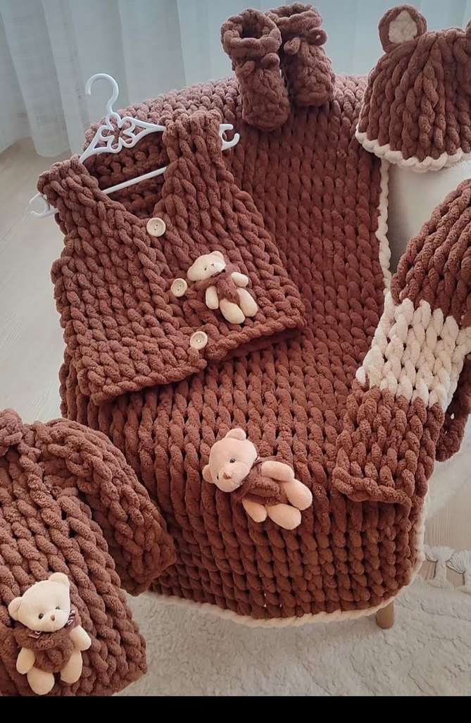 Mavi Örgü Erkek Bebek Kıyafet Seti - Görsel 2