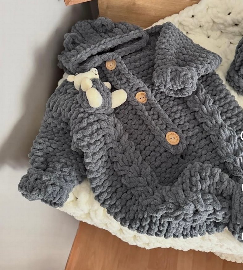 Nakışlı Beyaz Örgü Bebek Kız Tulum - Görsel 4