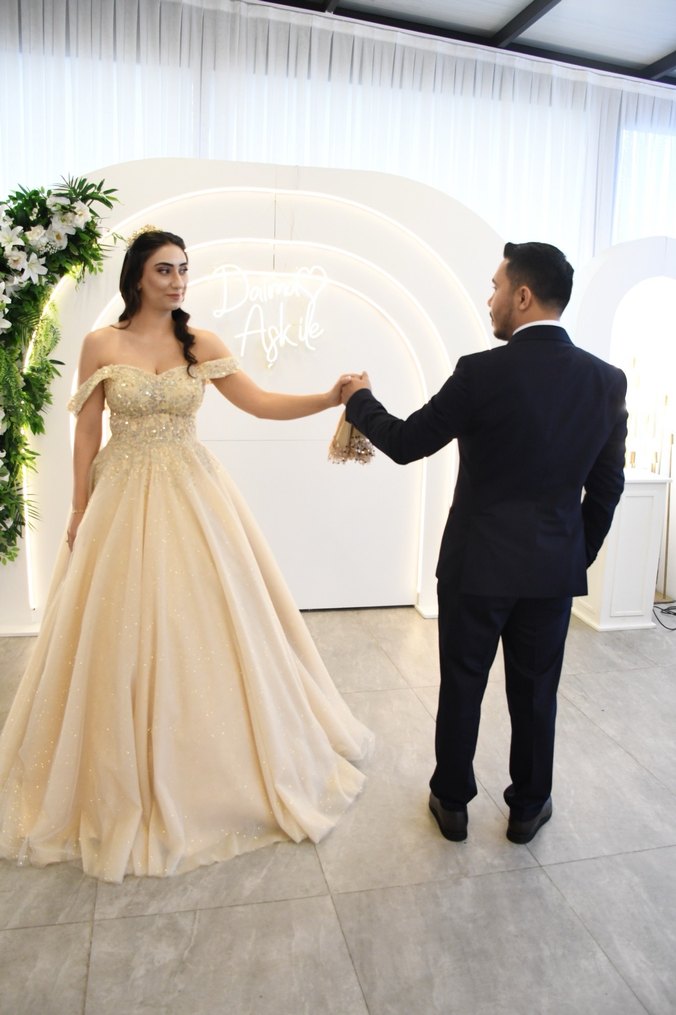 Bej Straplez Prenses Nişanlık - Görsel 2