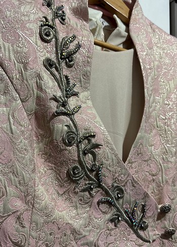 Düğmeli, Nakış Detaylı Uzun Pembe Abiye - Görsel 3