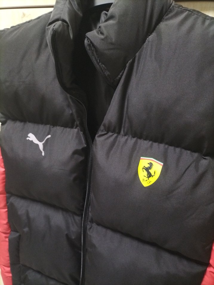 Erkek Siyah-Kırmızı Fermuarlı Yelek Puma Ferrari - Görsel 2